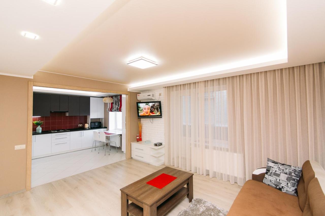 Vip Apartments Faraon On Kharkovskaya 1 Floor Sumî Exterior foto